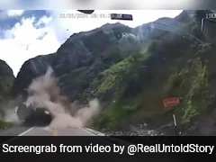 Video: Moment When Huge Boulders Crush Moving Trucks In Peru